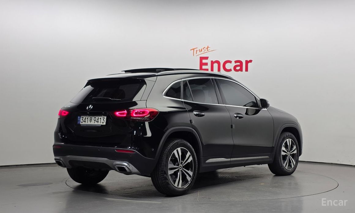  Mercedes-Benz GLA-Class