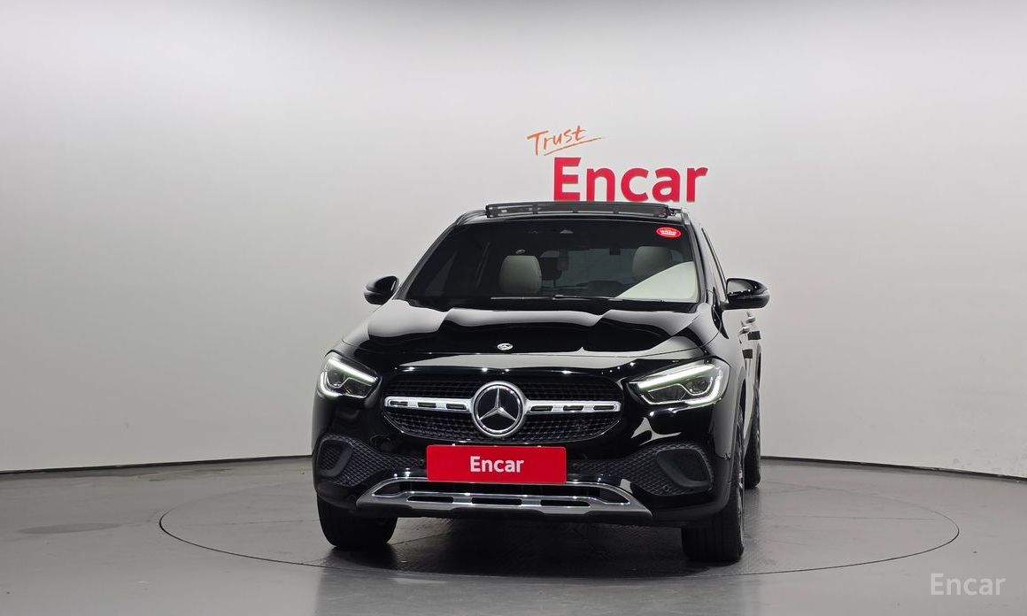  Mercedes-Benz GLA-Class