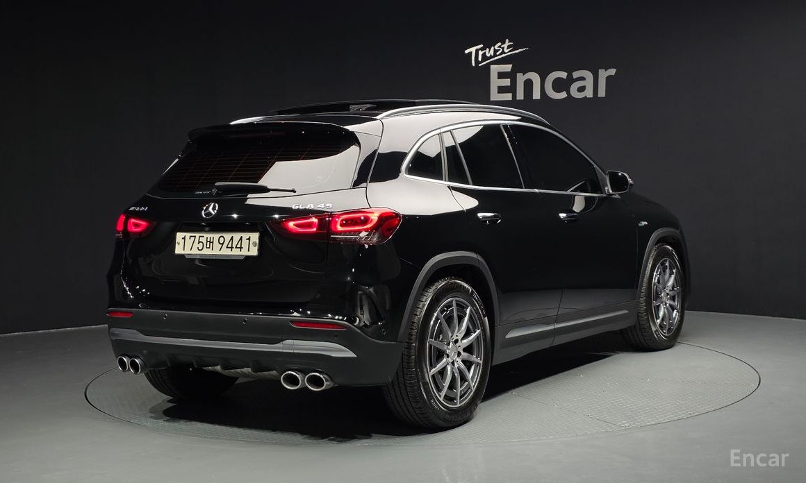  Mercedes-Benz GLA-Class