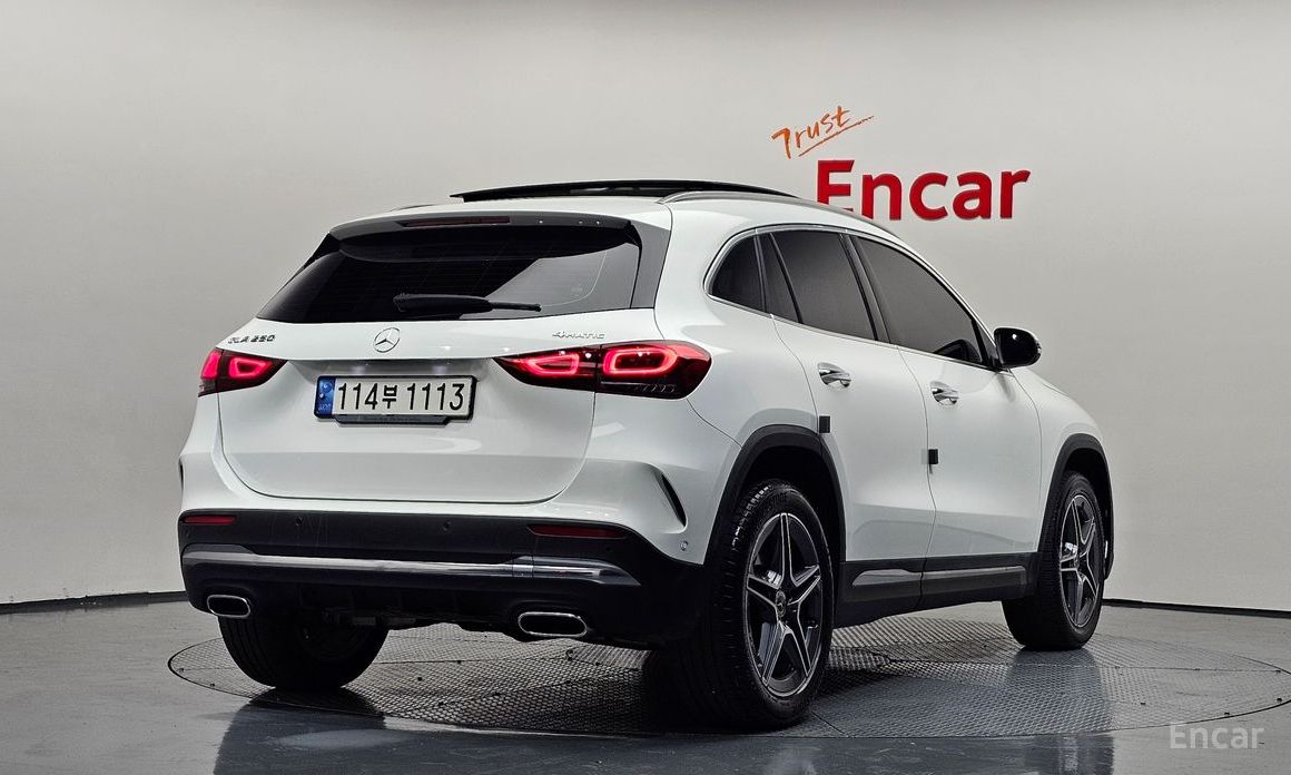  Mercedes-Benz GLA-Class