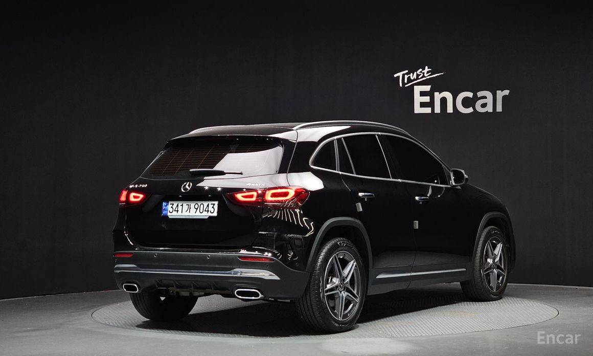  Mercedes-Benz GLA-Class