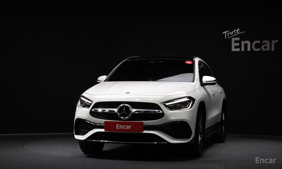  Mercedes-Benz GLA-Class