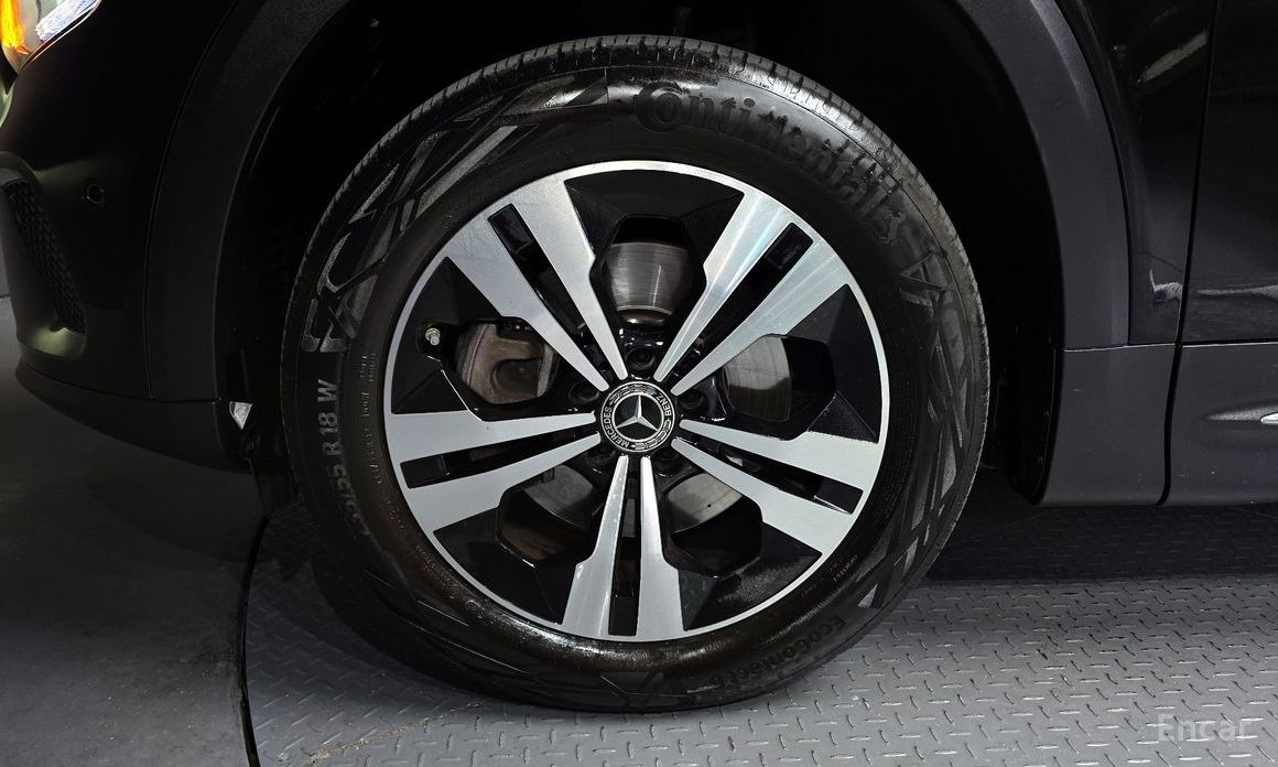  Mercedes-Benz GLB-Class