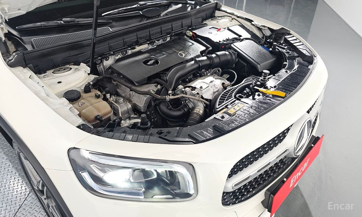  Mercedes-Benz GLB-Class