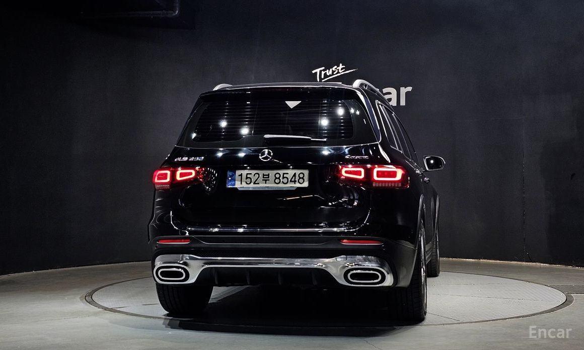  Mercedes-Benz GLB-Class