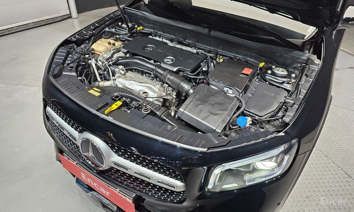  Mercedes-Benz GLB-Class