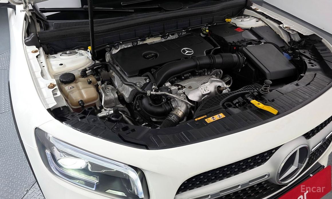  Mercedes-Benz GLB-Class