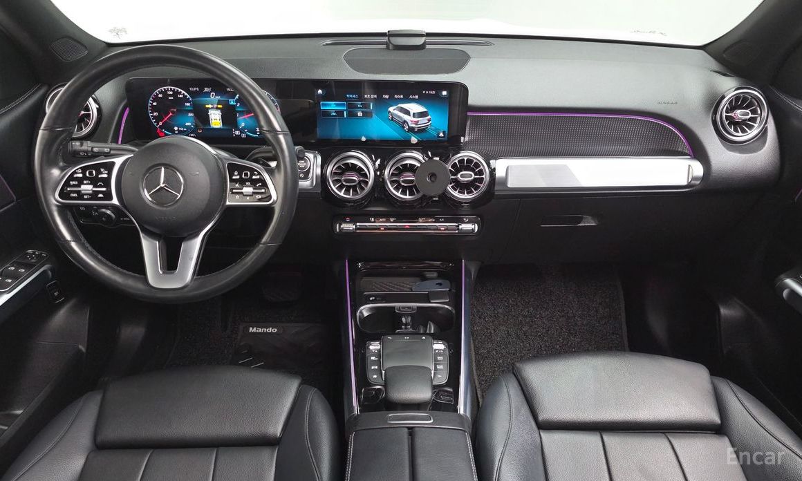  Mercedes-Benz GLB-Class