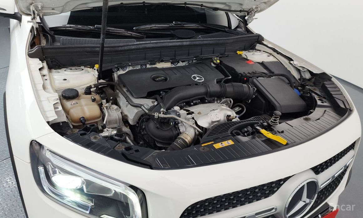  Mercedes-Benz GLB-Class