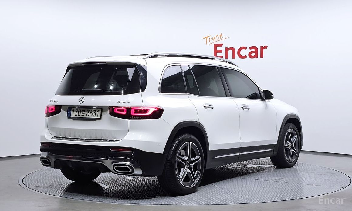  Mercedes-Benz GLB-Class