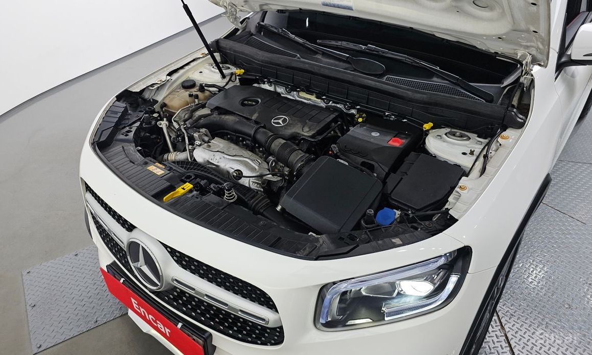  Mercedes-Benz GLB-Class