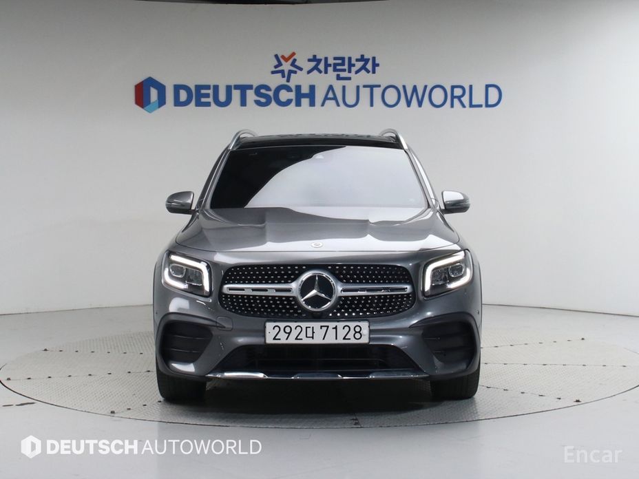  Mercedes-Benz GLB-Class