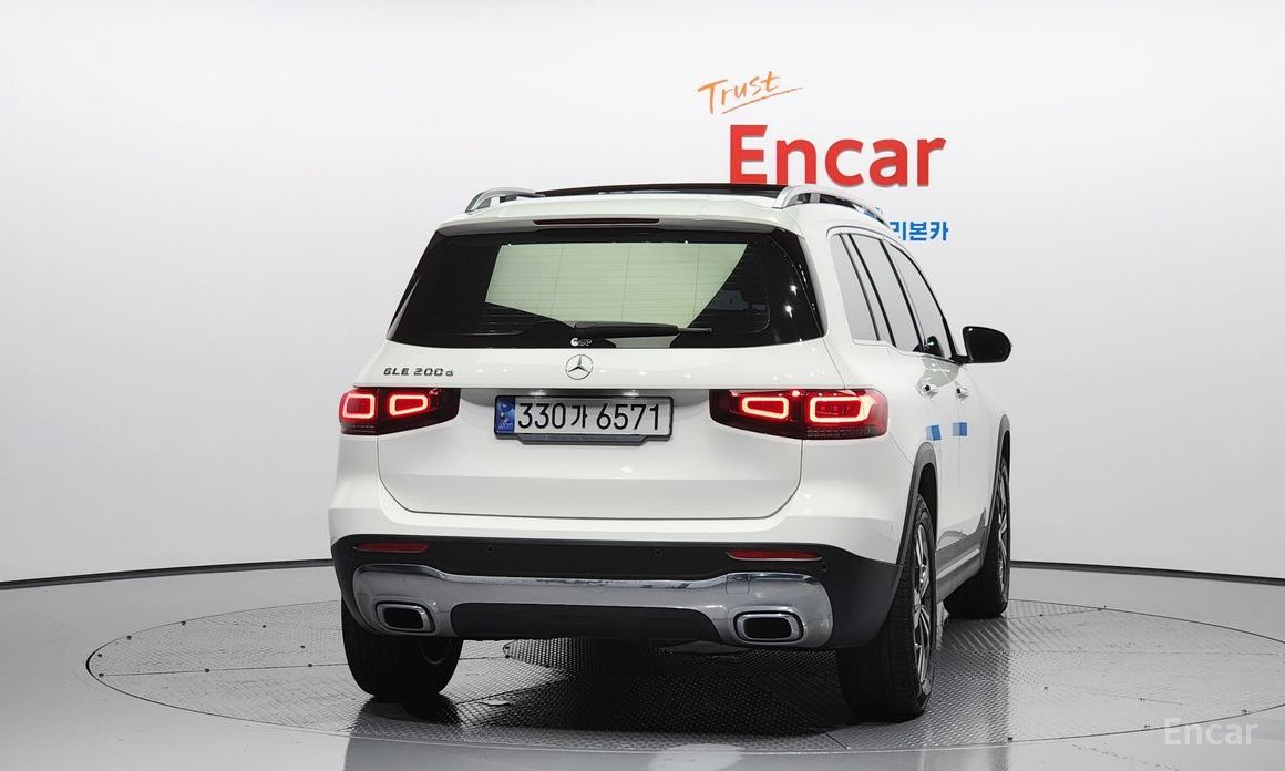  Mercedes-Benz GLB-Class