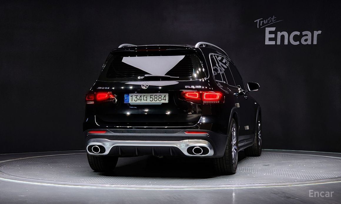  Mercedes-Benz GLB-Class