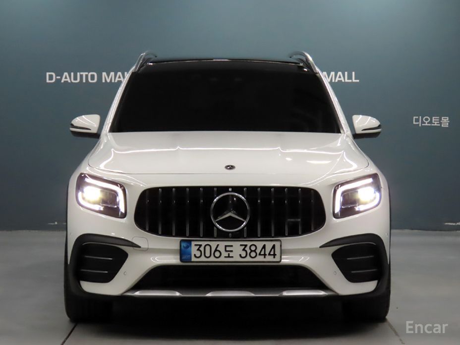  Mercedes-Benz GLB-Class