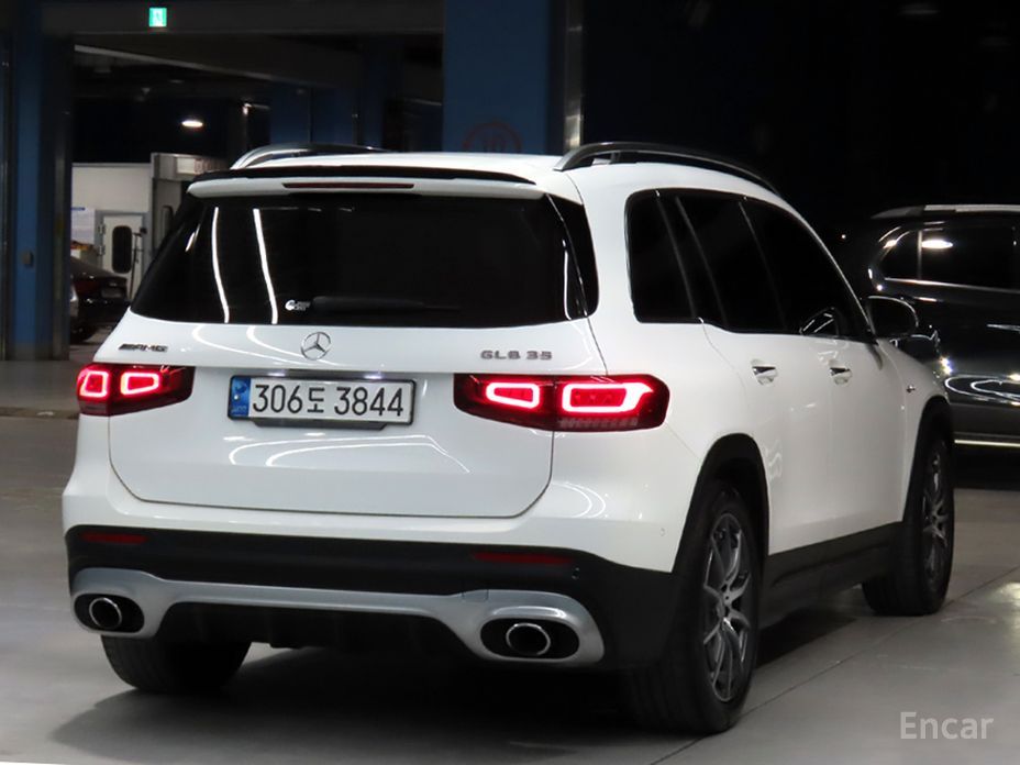  Mercedes-Benz GLB-Class