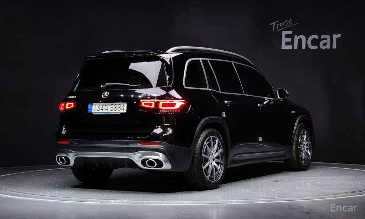  Mercedes-Benz GLB-Class