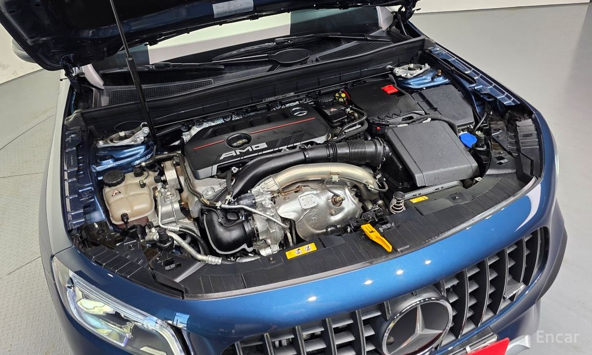  Mercedes-Benz GLB-Class