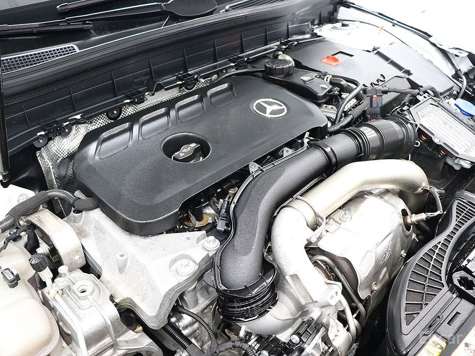  Mercedes-Benz GLB-Class