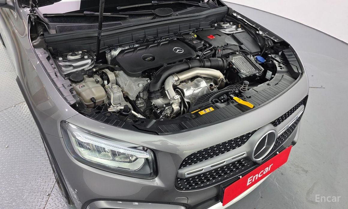  Mercedes-Benz GLB-Class