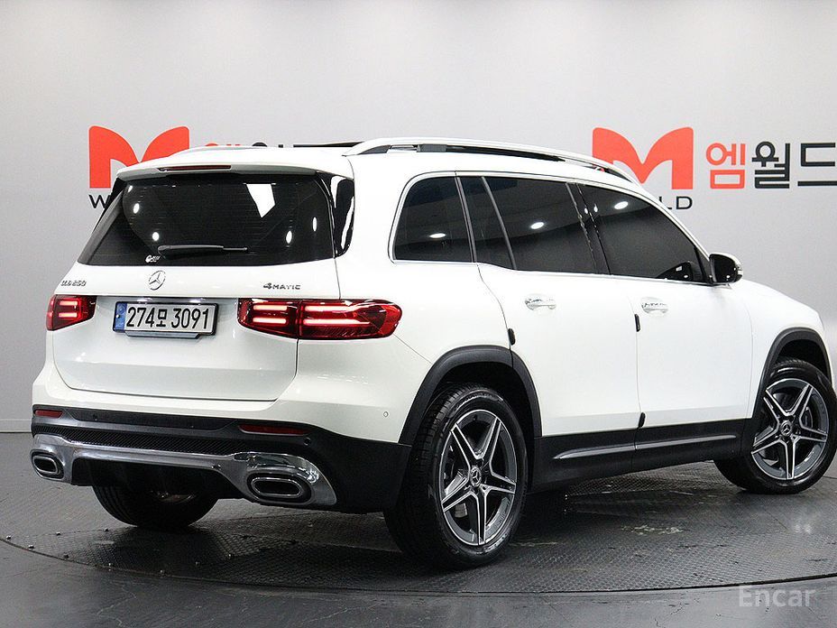  Mercedes-Benz GLB-Class