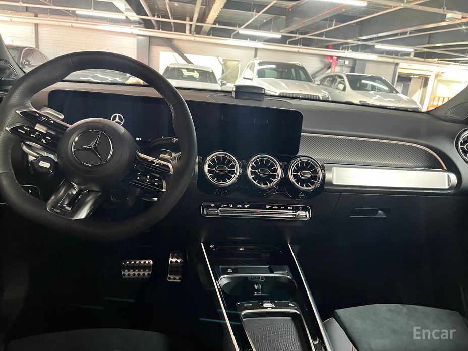  Mercedes-Benz GLB-Class