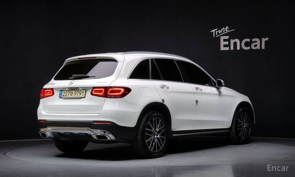  Mercedes-Benz GLC-Class