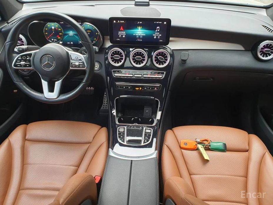  Mercedes-Benz GLC-Class