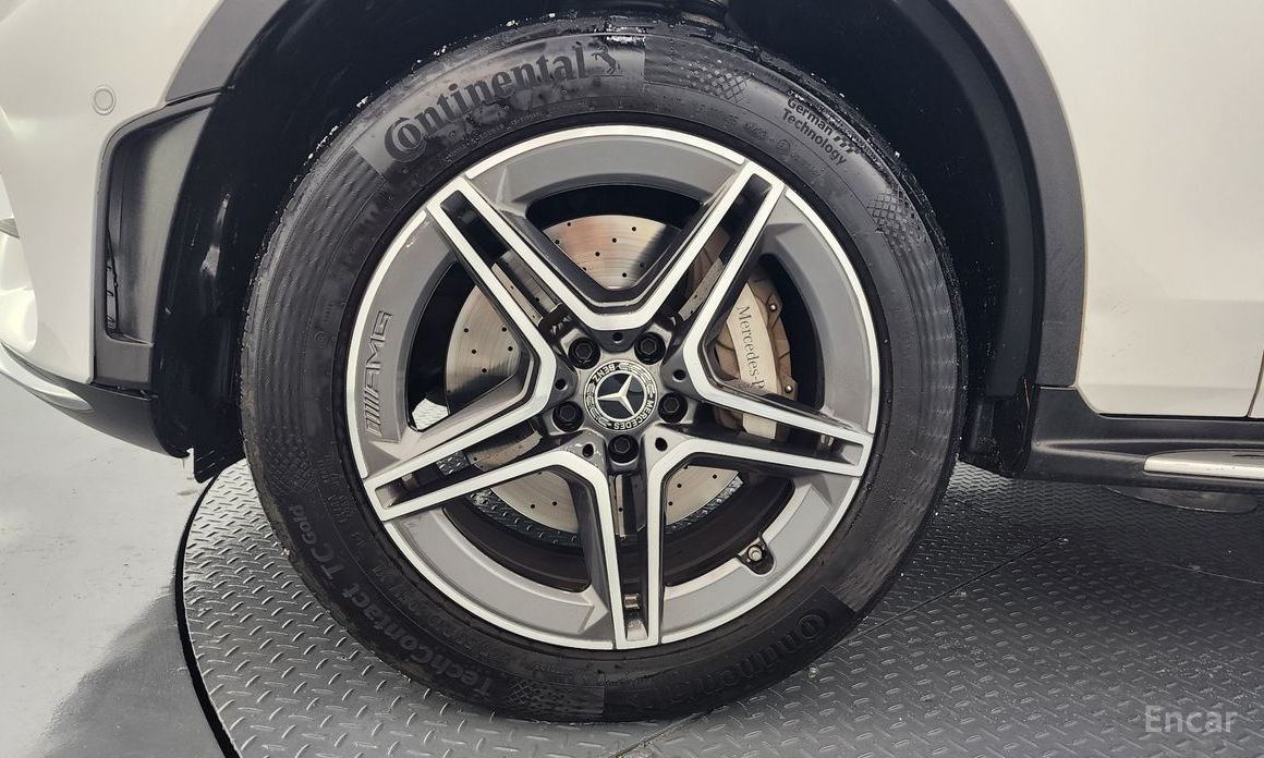  Mercedes-Benz GLC-Class