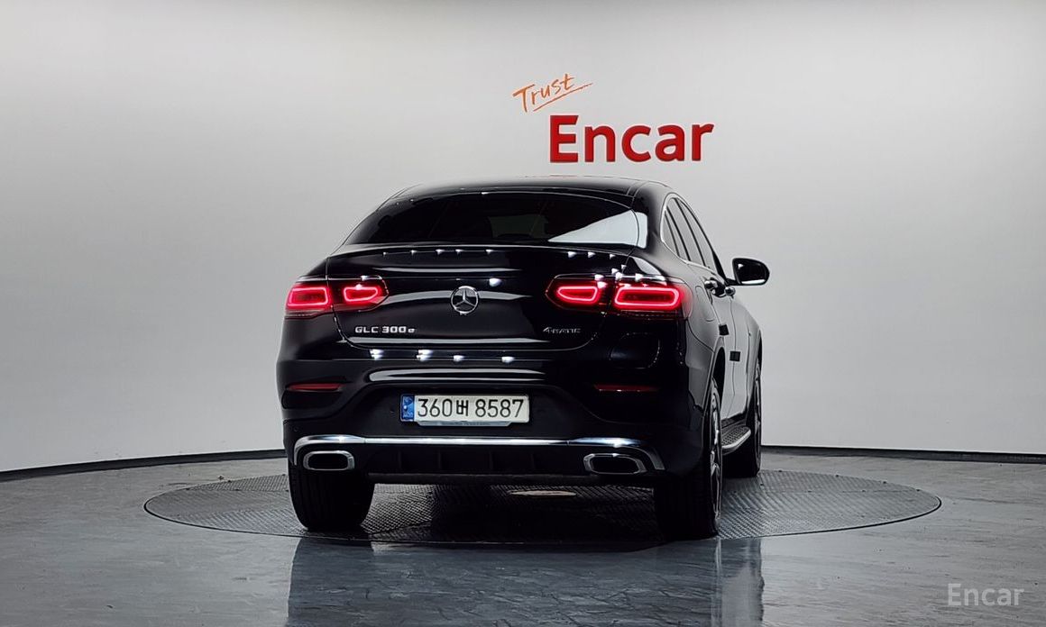  Mercedes-Benz GLC-Class