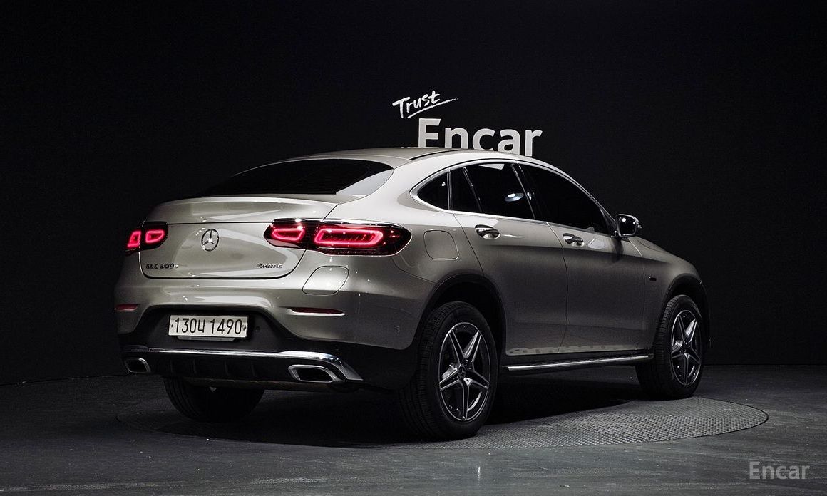  Mercedes-Benz GLC-Class