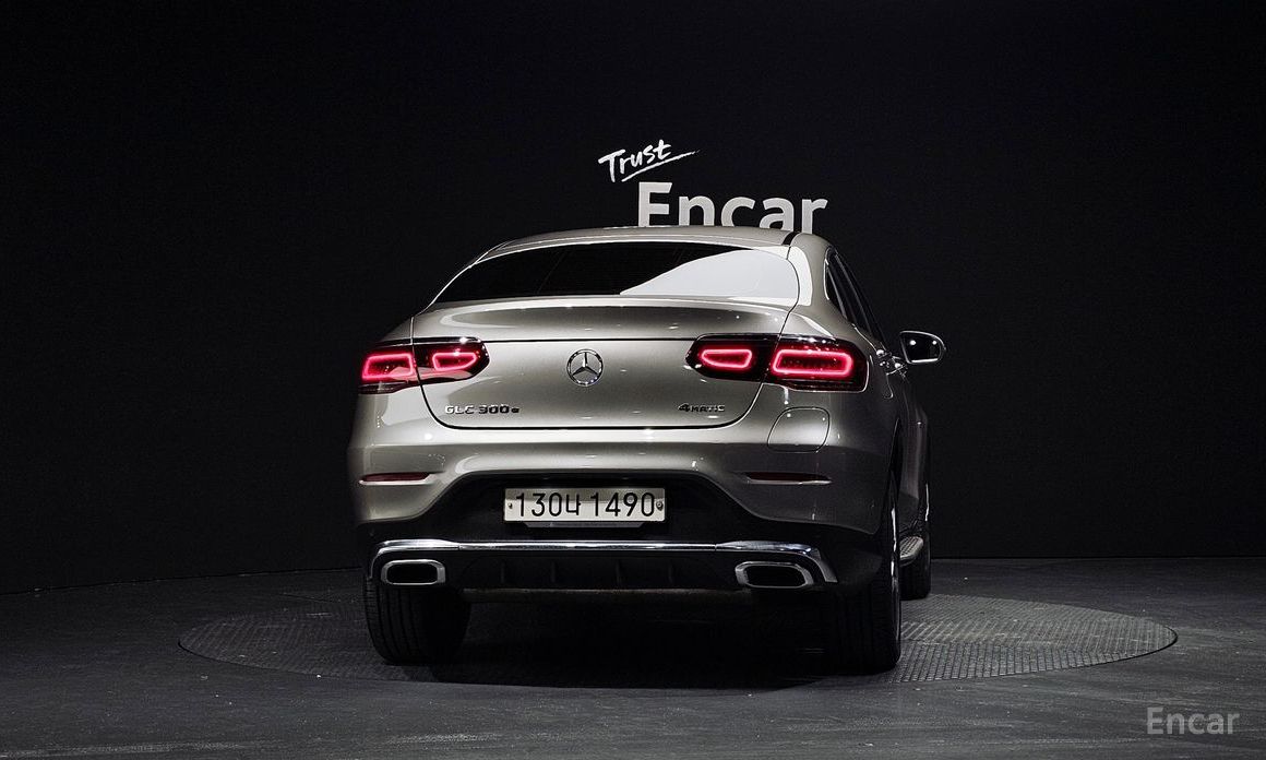  Mercedes-Benz GLC-Class