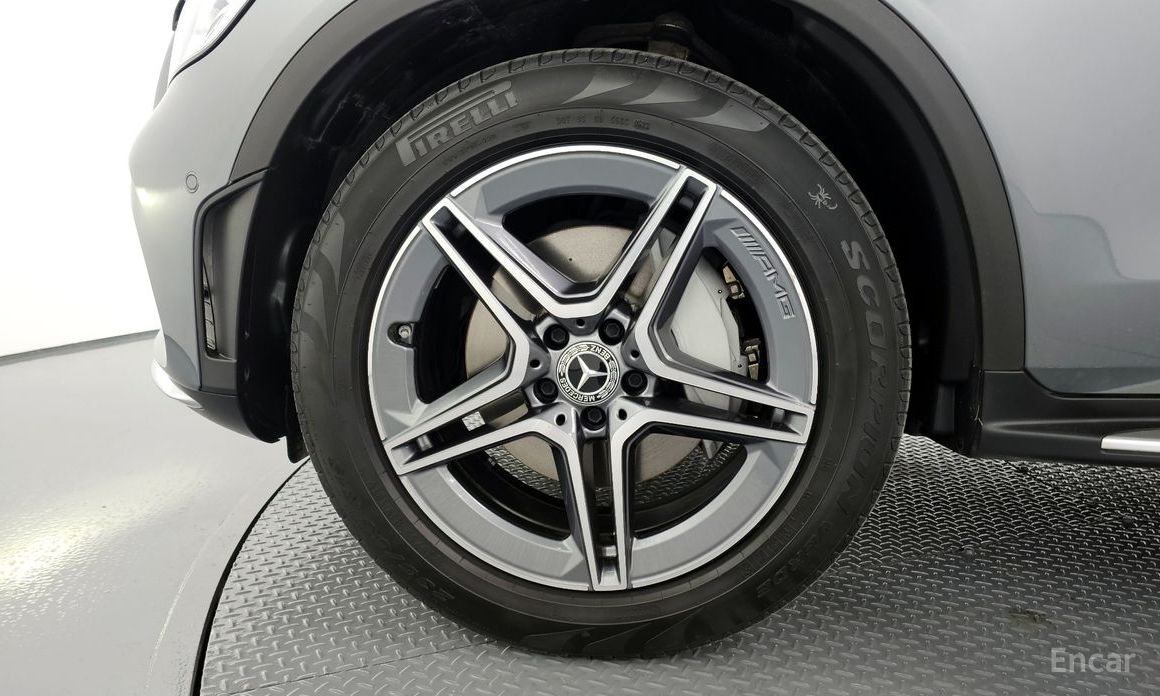  Mercedes-Benz GLC-Class