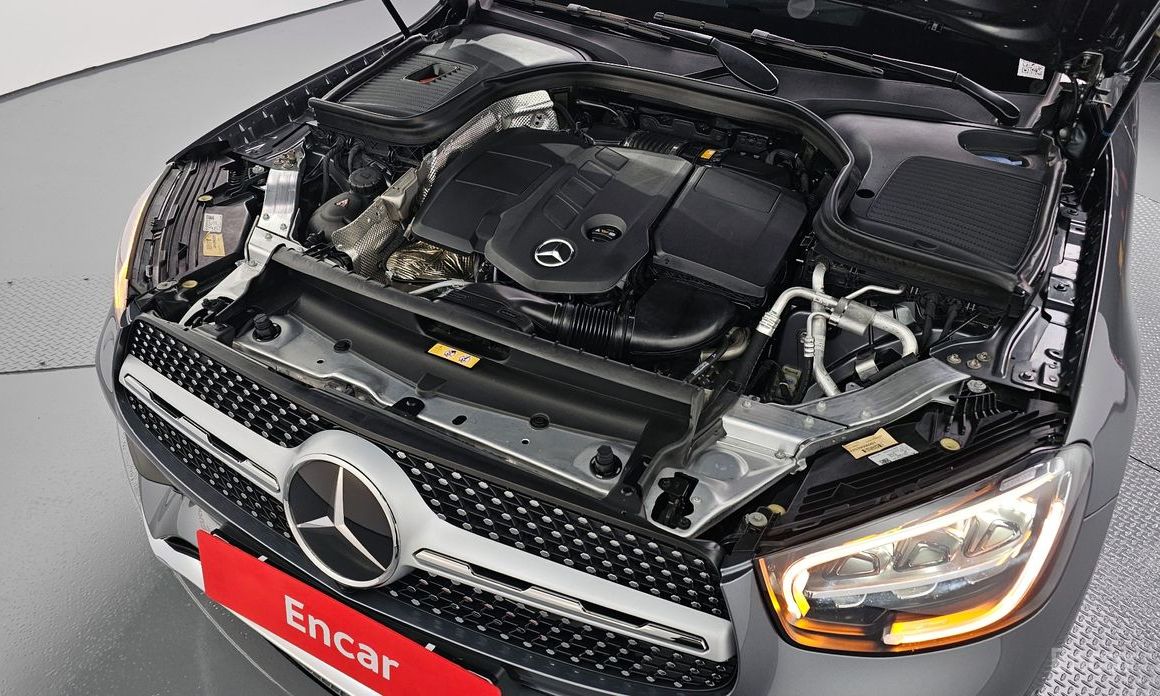  Mercedes-Benz GLC-Class