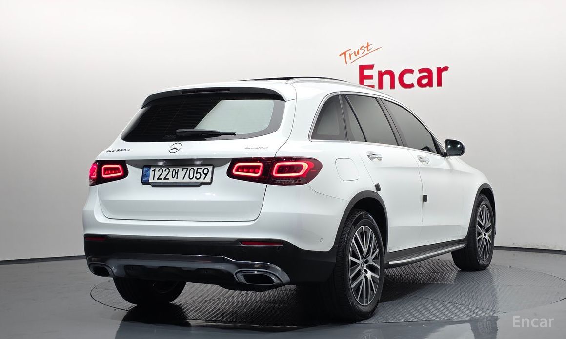  Mercedes-Benz GLC-Class