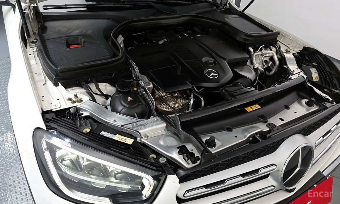  Mercedes-Benz GLC-Class