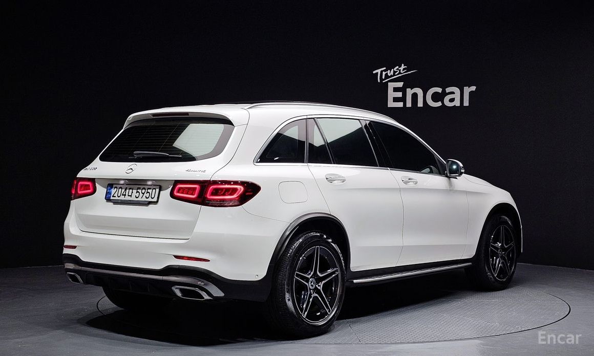  Mercedes-Benz GLC-Class