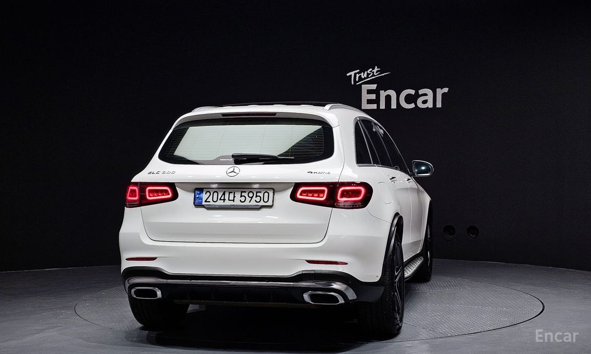  Mercedes-Benz GLC-Class