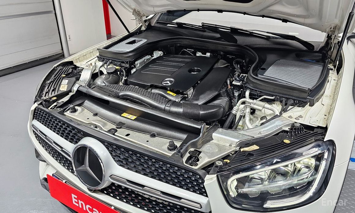  Mercedes-Benz GLC-Class