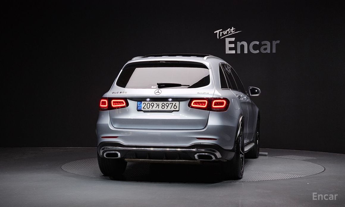  Mercedes-Benz GLC-Class