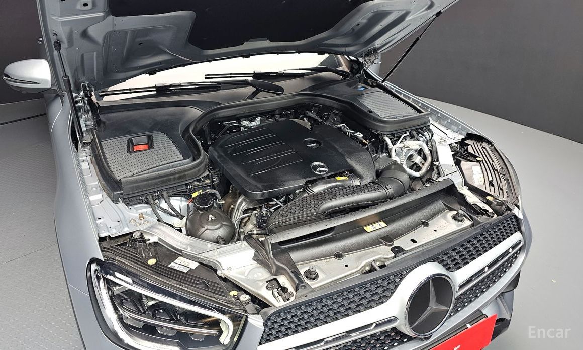  Mercedes-Benz GLC-Class