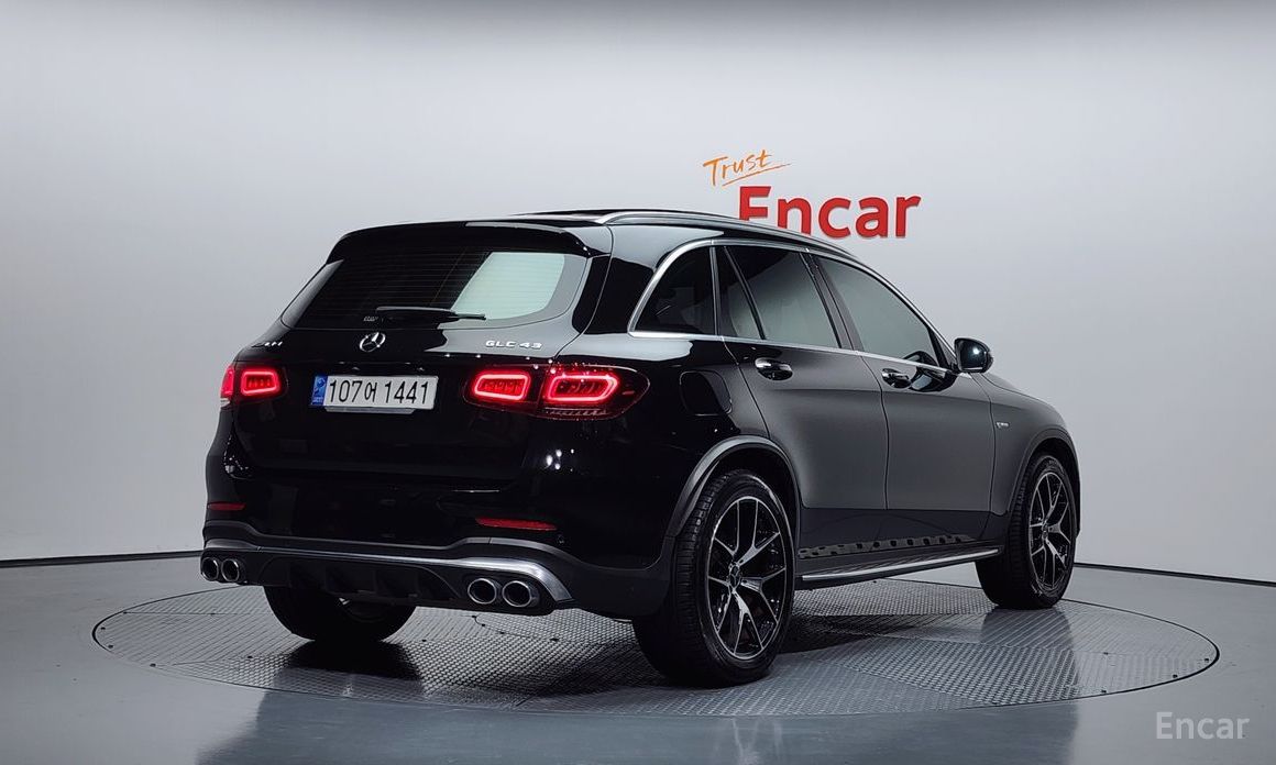  Mercedes-Benz GLC-Class