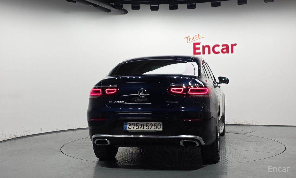  Mercedes-Benz GLC-Class