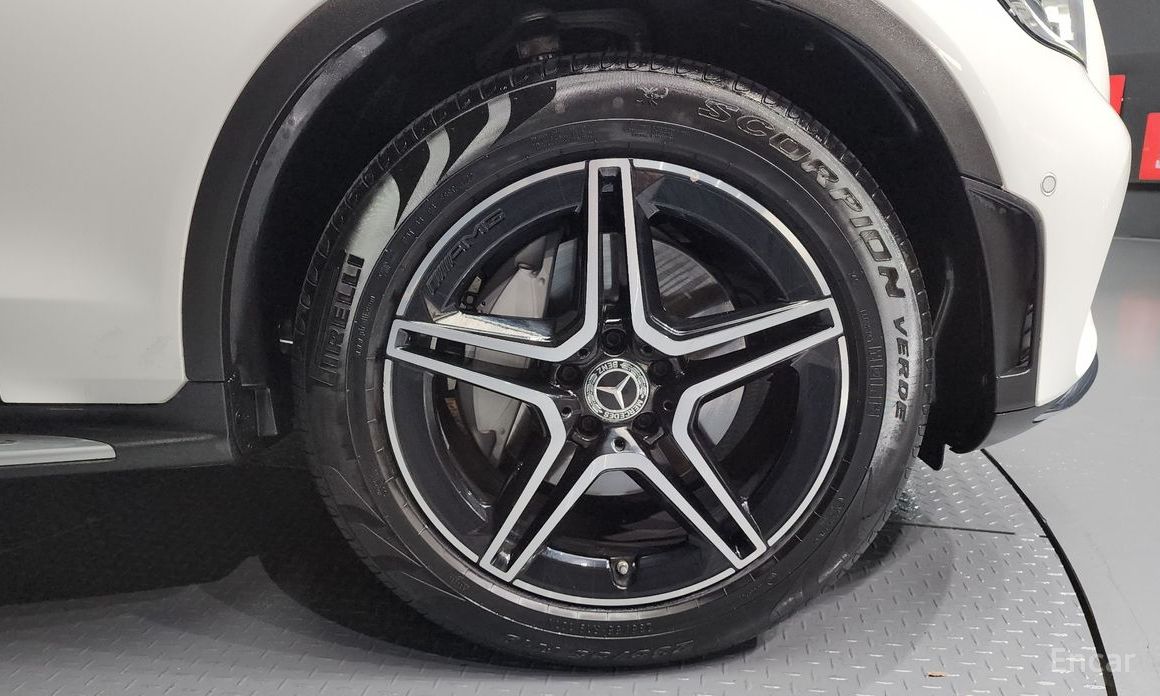  Mercedes-Benz GLC-Class