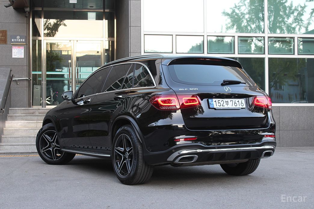  Mercedes-Benz GLC-Class