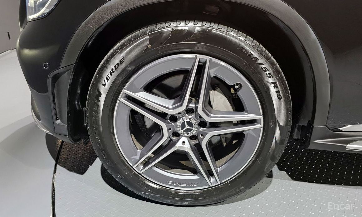  Mercedes-Benz GLC-Class