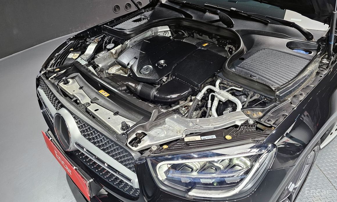  Mercedes-Benz GLC-Class