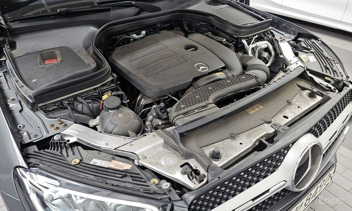  Mercedes-Benz GLC-Class