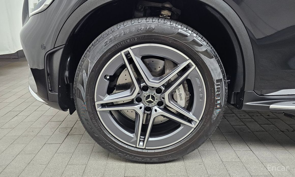  Mercedes-Benz GLC-Class