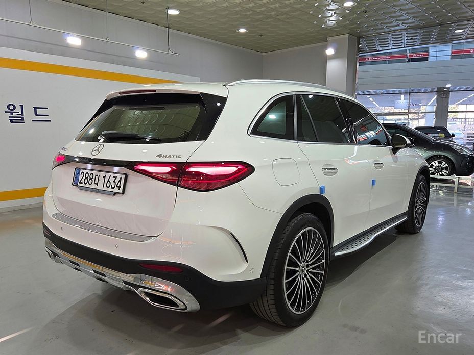  Mercedes-Benz GLC-Class